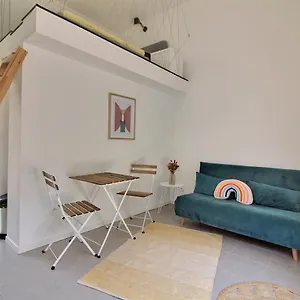 Studio Avec Terrasse Et Mezzanine Appartement Marseille